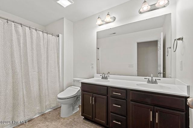 359 S Stingray Lane, Sneads Ferry, NC 28460