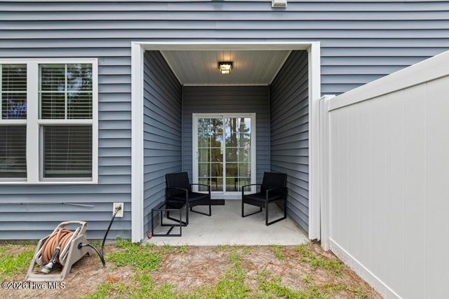 359 S Stingray Lane, Sneads Ferry, NC 28460