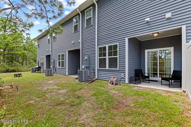 359 S Stingray Lane, Sneads Ferry, NC 28460
