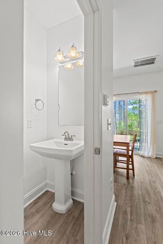 359 S Stingray Lane, Sneads Ferry, NC 28460