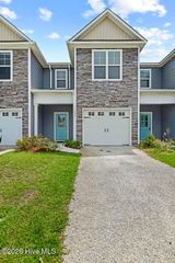 359 S Stingray Lane, Sneads Ferry, NC 28460