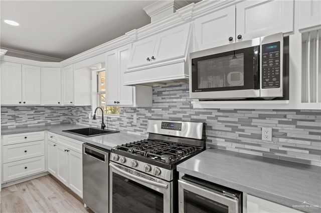 700 Kiester Lane, La Feria, TX 78559