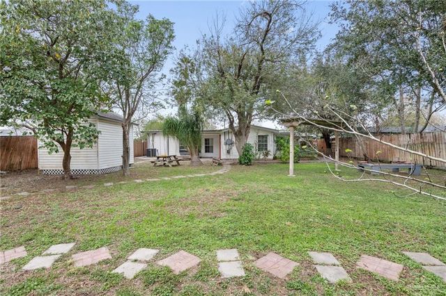 700 Kiester Lane, La Feria, TX 78559