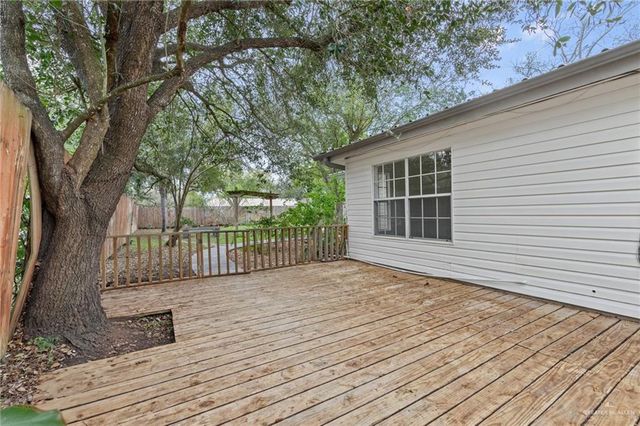700 Kiester Lane, La Feria, TX 78559