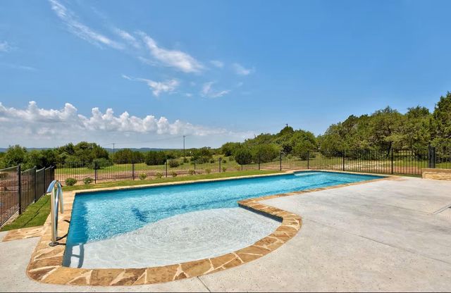 901 Thompson Ranch RD, Wimberley, TX 78676