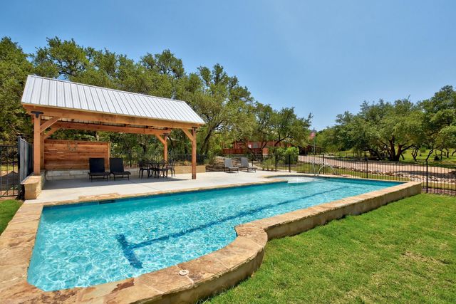 901 Thompson Ranch RD, Wimberley, TX 78676