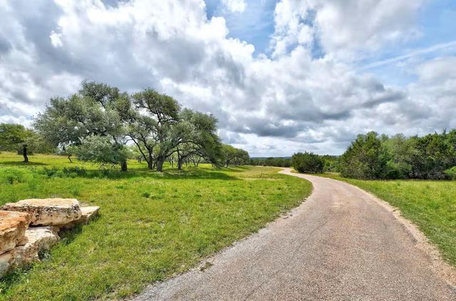 901 Thompson Ranch RD, Wimberley, TX 78676