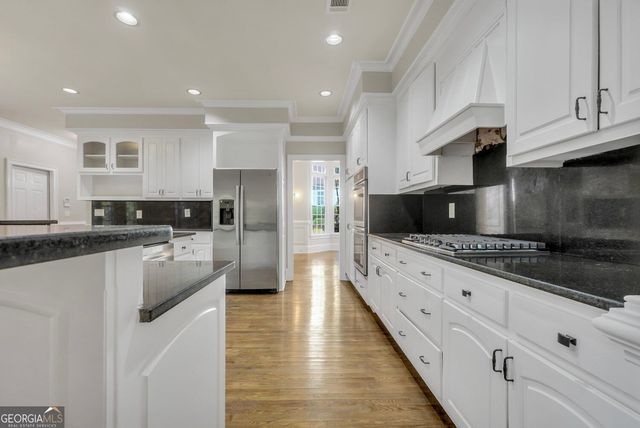 307 Montrose Drive, Mcdonough, GA 30253