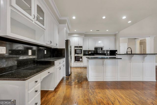 307 Montrose Drive, Mcdonough, GA 30253