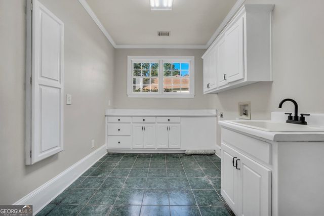 307 Montrose Drive, Mcdonough, GA 30253