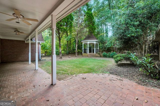 307 Montrose Drive, Mcdonough, GA 30253