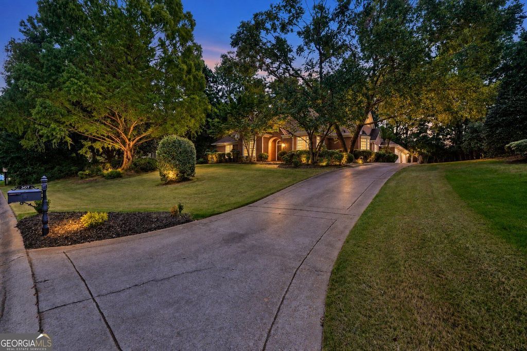 307 Montrose Drive, Mcdonough, GA 30253 — photo 3