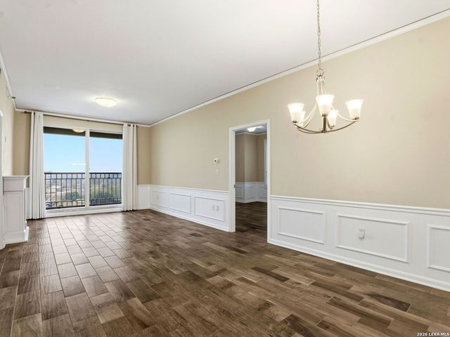 1 Towers Park Ln Apt 1007, San Antonio, TX 78209