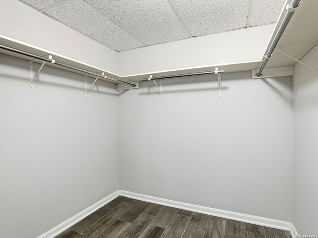 1 Towers Park Ln Apt 1007, San Antonio, TX 78209