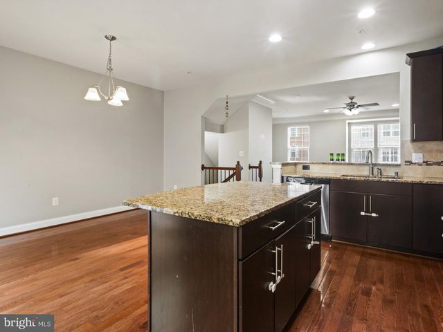 7308 SUMMIT ROCK RD, Elkridge, MD 21075