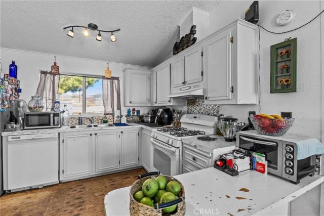 33945 Red Mountain, Hemet, CA 92544