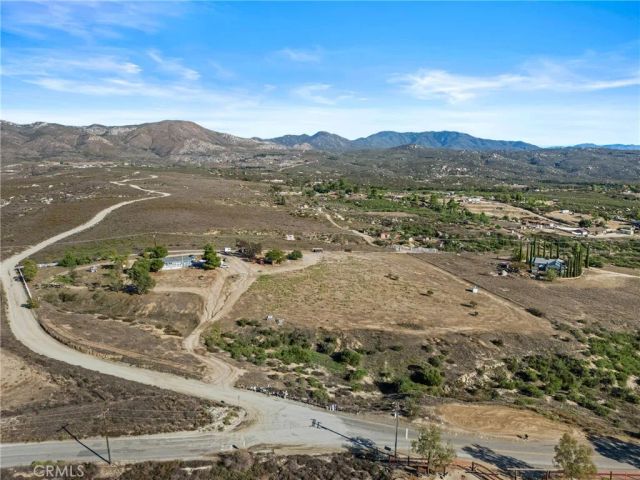 33945 Red Mountain, Hemet, CA 92544