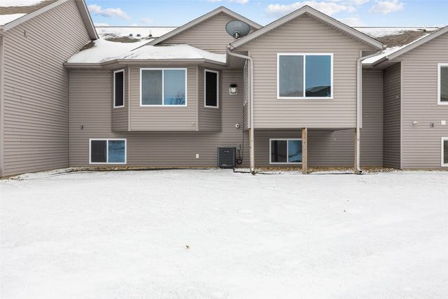 3314 35th Avenue, Marion, IA 52302