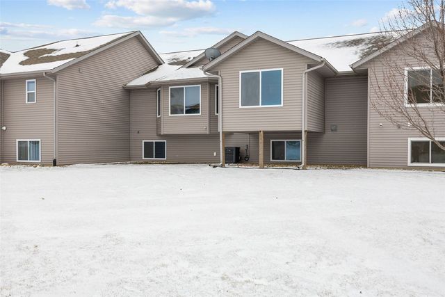 3314 35th Avenue, Marion, IA 52302