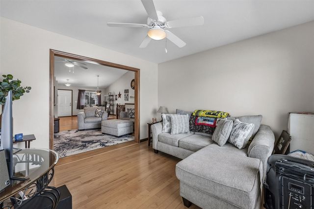 3314 35th Avenue, Marion, IA 52302