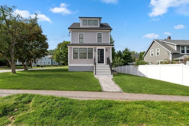 11 Greenough Street, Needham, MA 02494