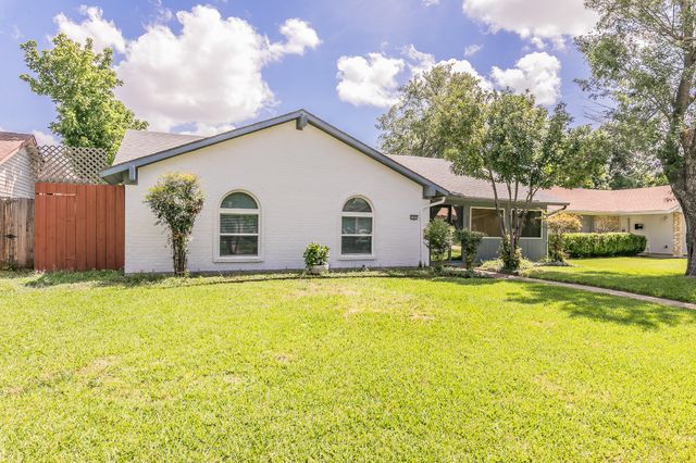 2302 Richwood Drive, Garland, TX 75044