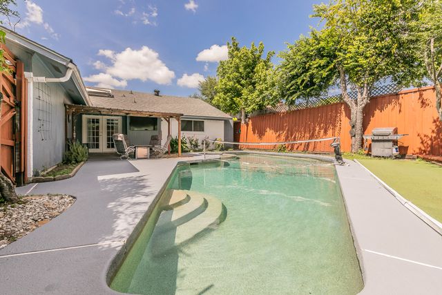 2302 Richwood Drive, Garland, TX 75044