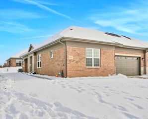 19209 Buncrana Circle, Tinley Park, IL 60487