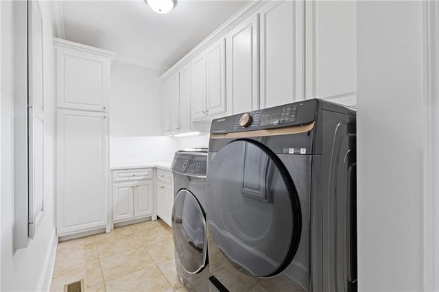 5222 Legends Drive, Braselton, GA 30517