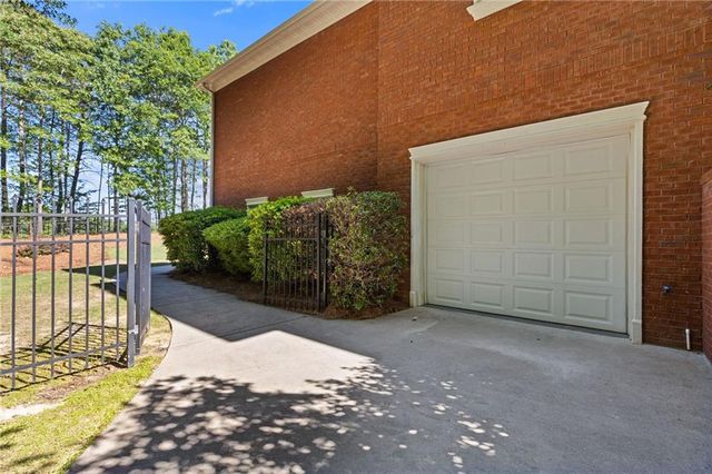 5222 Legends Drive, Braselton, GA 30517