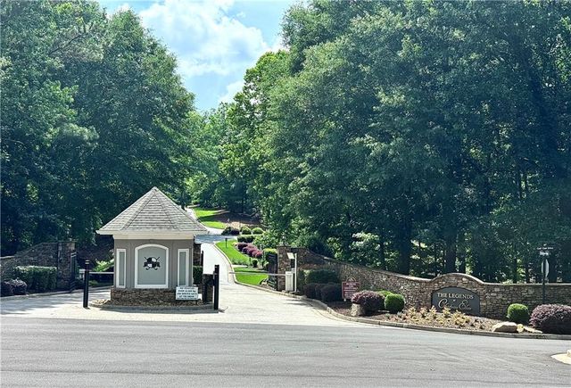 5222 Legends Drive, Braselton, GA 30517