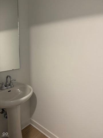 15174 Swallow Falls Way, Fishers, IN 46037