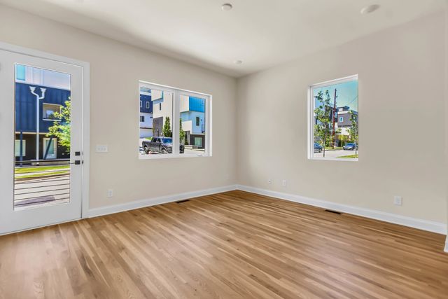 2126 Goodrich Ave, Nashville, TN 37218