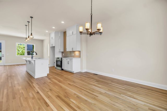 2126 Goodrich Ave, Nashville, TN 37218