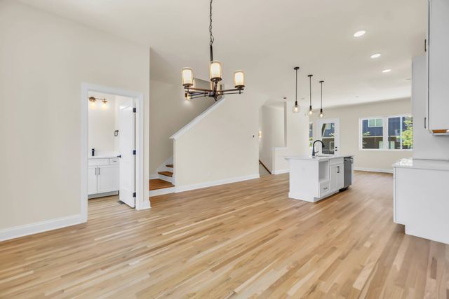 2126 Goodrich Ave, Nashville, TN 37218