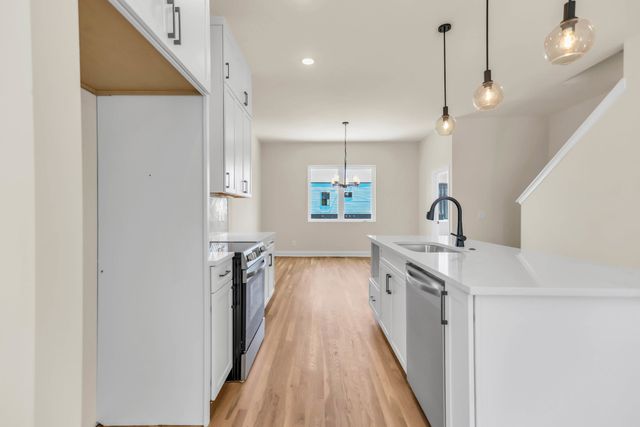 2126 Goodrich Ave, Nashville, TN 37218