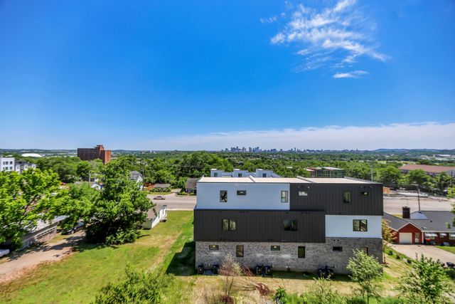 2126 Goodrich Ave, Nashville, TN 37218