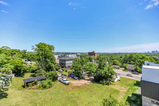 2126 Goodrich Ave, Nashville, TN 37218