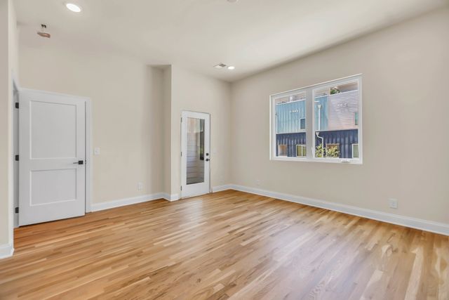 2126 Goodrich Ave, Nashville, TN 37218