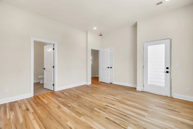 2126 Goodrich Ave, Nashville, TN 37218