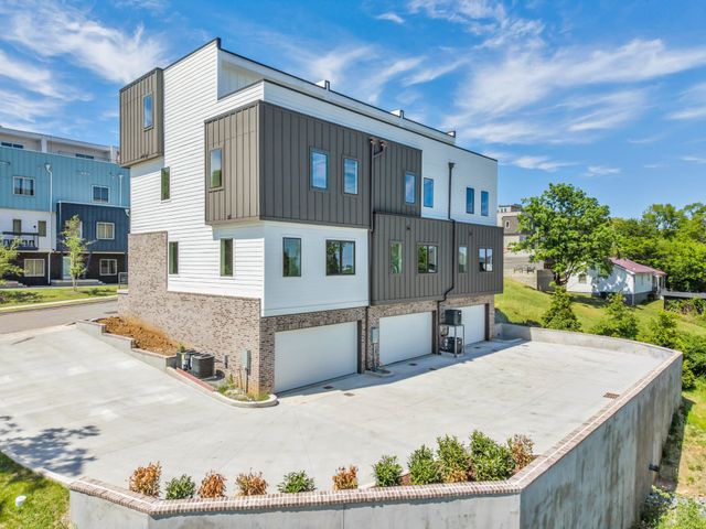 2126 Goodrich Ave, Nashville, TN 37218