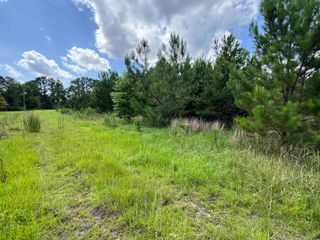 1212 Nursery Rd., Loris, SC 29569
