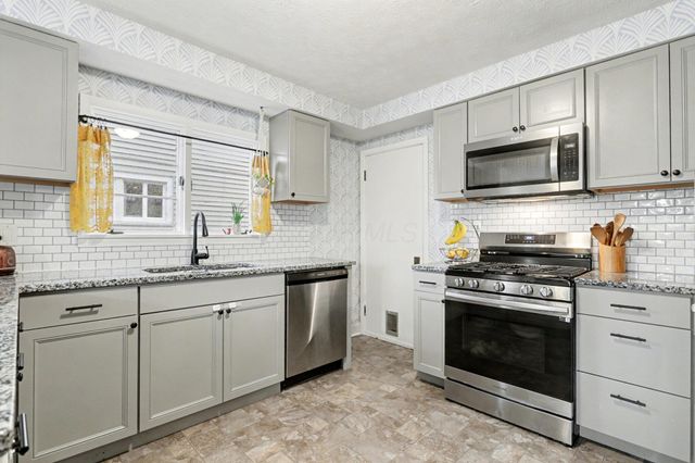 84 N Fulton Avenue, Newark, OH 43055