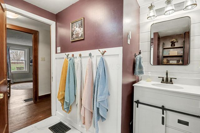 84 N Fulton Avenue, Newark, OH 43055