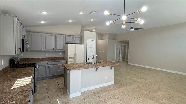 5914 Creekside Sands, North Las Vegas, NV 89031