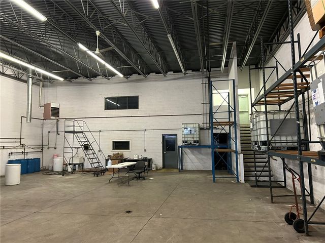 1009 5th Avenue, Mckeesport, PA 15132