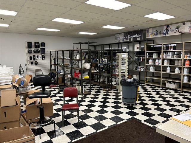 1009 5th Avenue, Mckeesport, PA 15132