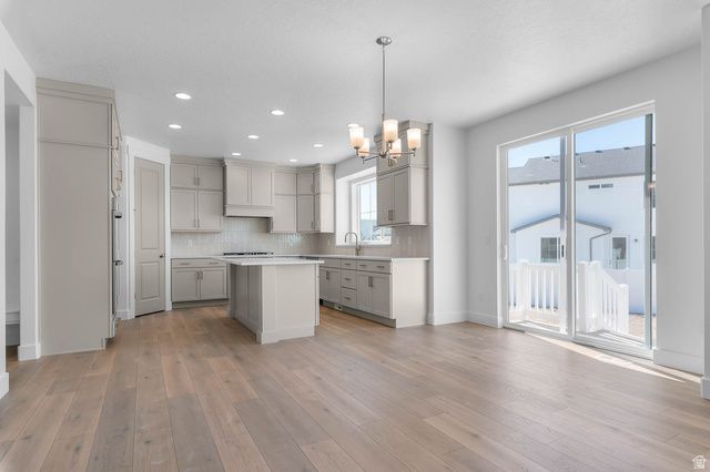 573 N SWEET CORN LN, Lindon, UT 84042