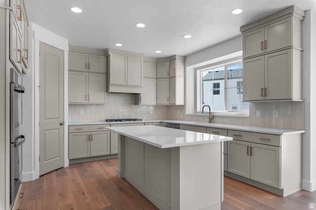 573 N SWEET CORN LN, Lindon, UT 84042