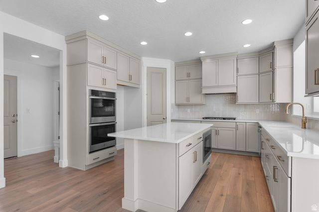 573 N SWEET CORN LN, Lindon, UT 84042